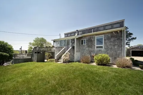 7 Bluff Rd, Hull, MA 02045 photo 3