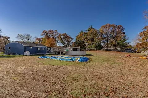 144 Fenway Dr, Springfield, MA 01119 photo 9