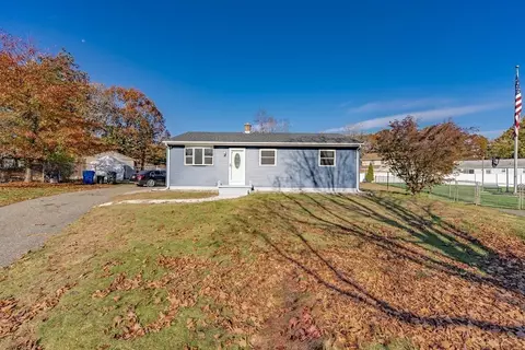 144 Fenway Dr, Springfield, MA 01119