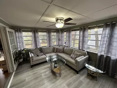 248 Franklin St, Reading, MA 01867 photo 2