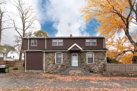 8 Lothrop St, Saugus, MA 01906