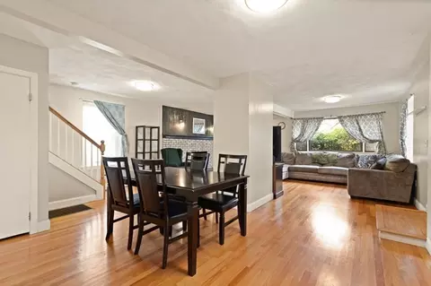 8 Lothrop St, Saugus, MA 01906 photo 11