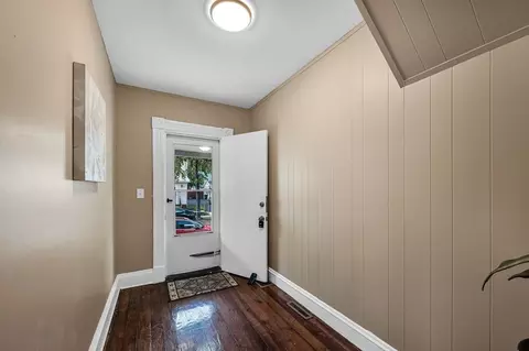 89-91 College St, Springfield, MA 01109 photo 4