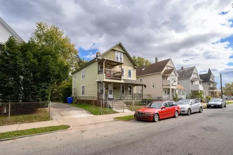 89-91 College St, Springfield, MA 01109 photo 22