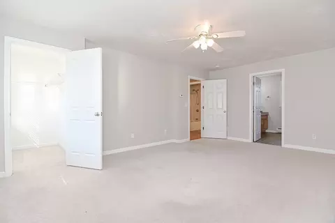 8 Roberts Rd, Dudley, MA 01571 photo 15