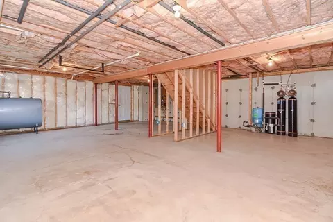 8 Roberts Rd, Dudley, MA 01571 photo 32