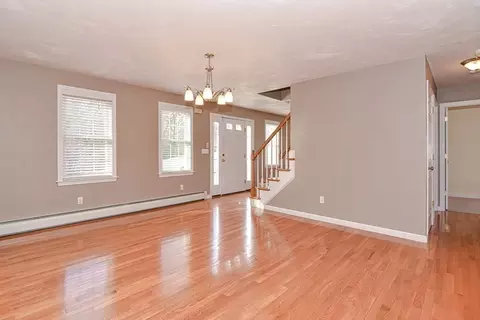 8 Roberts Rd, Dudley, MA 01571 photo 11