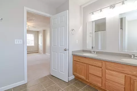 8 Roberts Rd, Dudley, MA 01571 photo 17