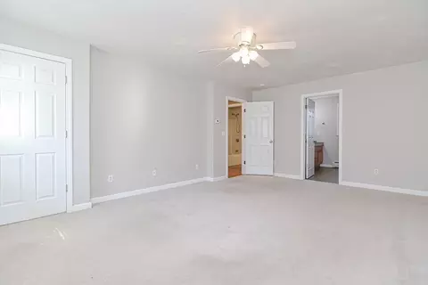 8 Roberts Rd, Dudley, MA 01571 photo 14