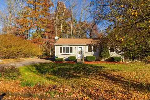 5 Cornfield Rd, Spencer, MA 01562