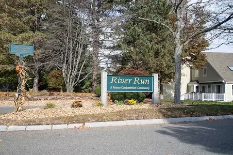 37 Abington #37, Danvers, MA 01923