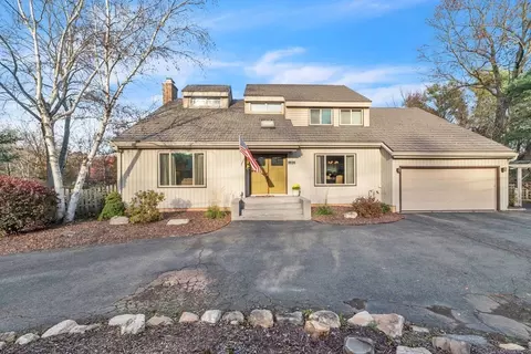 11 Birch Hill Rd, Agawam, MA 01001