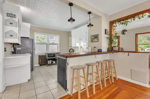 77 Somerset St, Springfield, MA 01108 photo 12