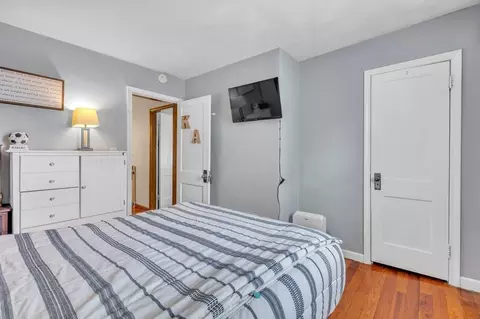 77 Somerset St, Springfield, MA 01108 photo 21