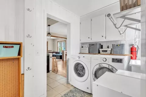 77 Somerset St, Springfield, MA 01108 photo 17