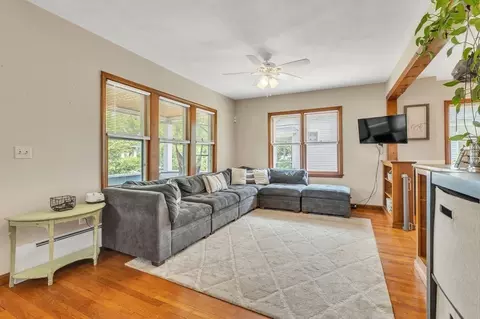 77 Somerset St, Springfield, MA 01108 photo 7