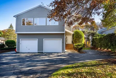 47 Edward Dr #47, Winchester, MA 01890