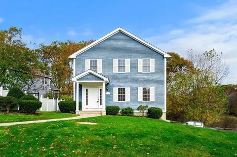 3 Lisa Ln, Saugus, MA 01906