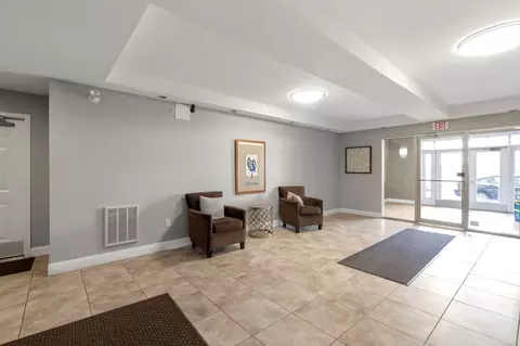 655 E 2nd St #105, Boston, MA 02127 photo 12