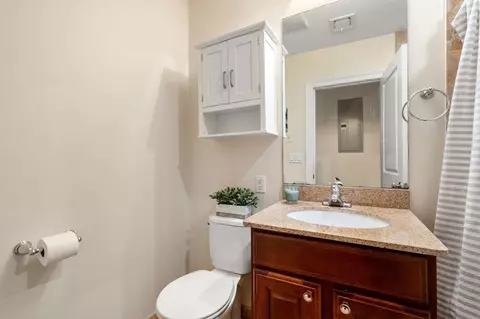 655 E 2nd St #105, Boston, MA 02127 photo 10