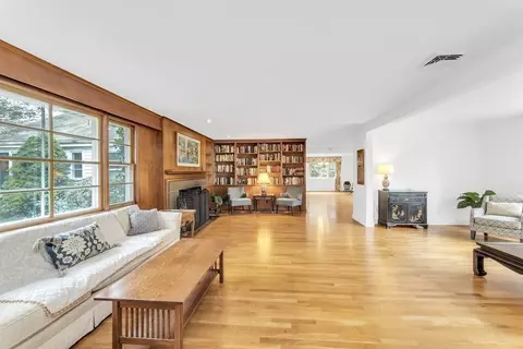 1025 High St, Dedham, MA 02026 photo 6