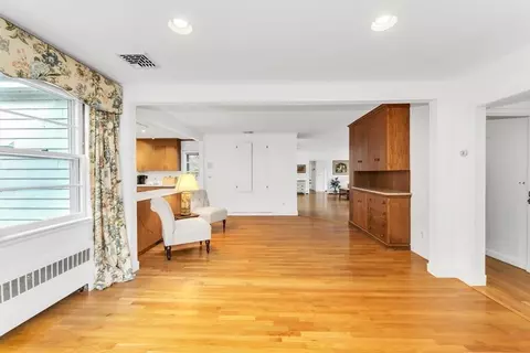 1025 High St, Dedham, MA 02026 photo 15