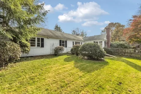 1025 High St, Dedham, MA 02026 photo 29