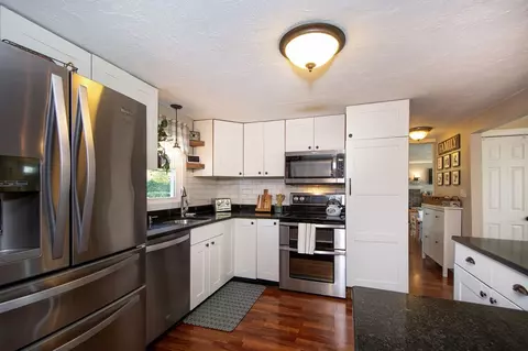 11 Constantine Dr, Marshfield, MA 02050 photo 13