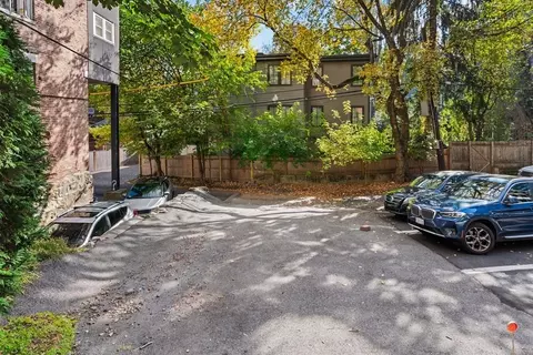 1485 Beacon St, Brookline, MA 02446 photo 24