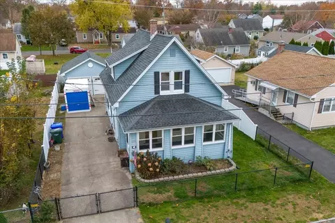 11 Mary St, Springfield, MA 01118 photo 2