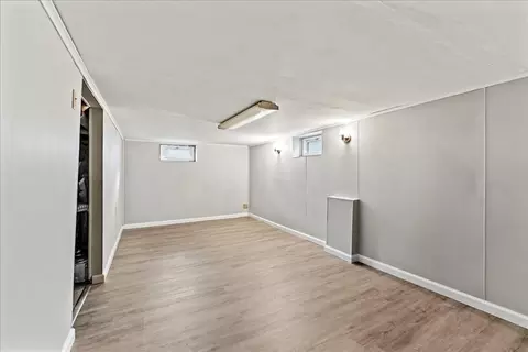 11 Mary St, Springfield, MA 01118 photo 34