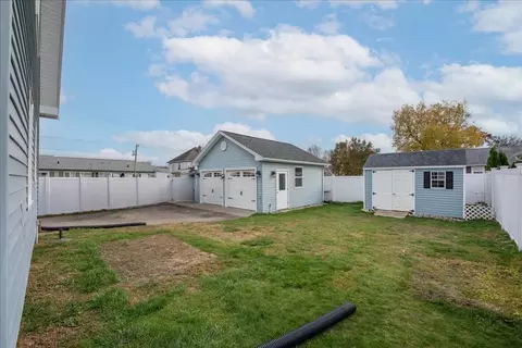 11 Mary St, Springfield, MA 01118 photo 37