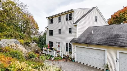 7 Bateman Ct #7, Wakefield, MA 01880 photo 2