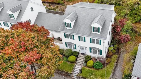 7 Bateman Ct #7, Wakefield, MA 01880