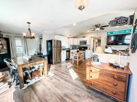 6 Freeman, Webster, MA 01570 photo 4