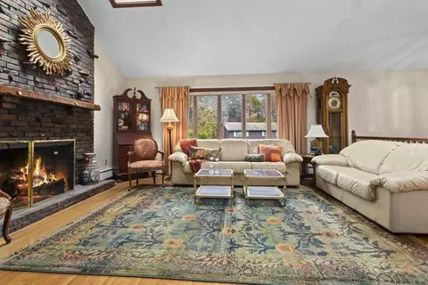 12 Juniper Dr, Saugus, MA 01906 photo 11
