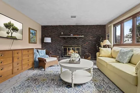 12 Juniper Dr, Saugus, MA 01906 photo 27