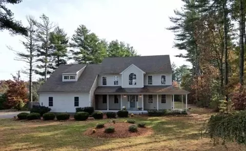 152 Fearing Hill Rd, Wareham, MA 02576