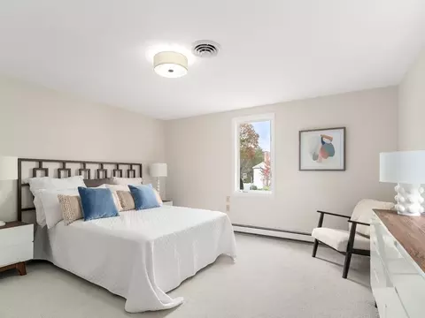 100 Mary Chilton Rd, Needham, MA 02492 photo 6