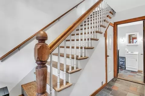 22 School St, Easthampton, MA 01027 photo 24