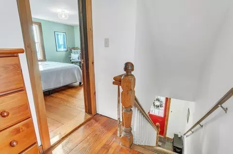 22 School St, Easthampton, MA 01027 photo 38