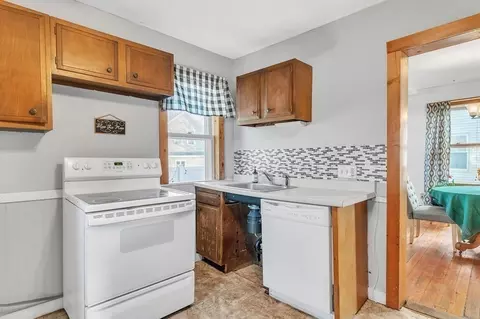 22 School St, Easthampton, MA 01027 photo 22
