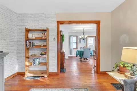 22 School St, Easthampton, MA 01027 photo 17