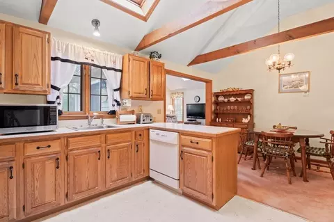 196 Eisenhower Dr, Barnstable, MA 02635 photo 12