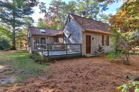 196 Eisenhower Dr, Barnstable, MA 02635 photo 25