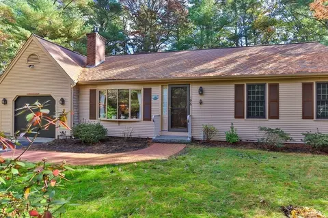 196 Eisenhower Dr, Barnstable, MA 02635 photo 2