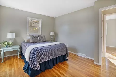 154 Sunrise Ter, Springfield, MA 01119 photo 17