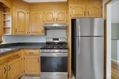 154 Sunrise Ter, Springfield, MA 01119 photo 7