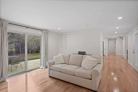 29 Stuart Rd, Rochester, MA 02770 photo 18