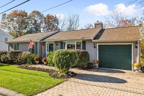 76 Den Quarry Rd, Lynn, MA 01904